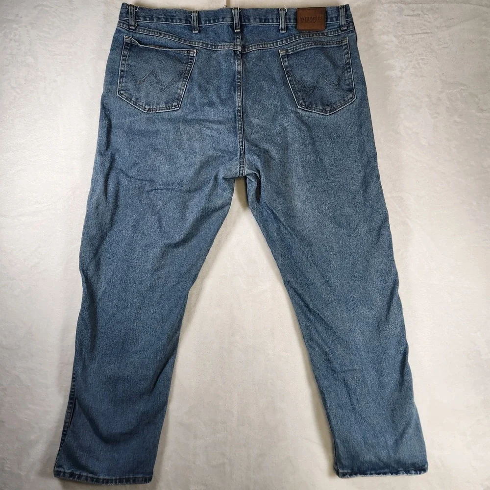 Vtg Wrangler Rugged Wear Jeans 46x30 Light Wash‎ Distressed Faded USA Workwear